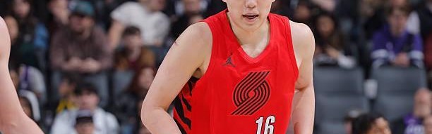 乐鱼体育-拓记：杨瀚森赛前训练加入结合球突破，内容明显更偏向锋线